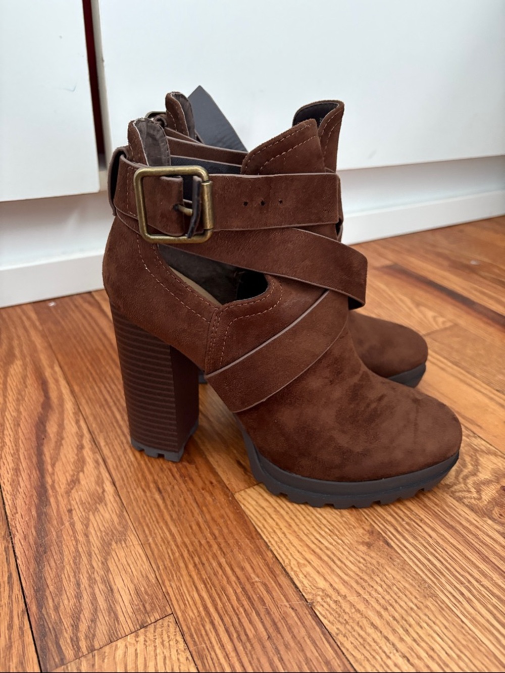 Seven Dials Dark Brown Heeled Boots